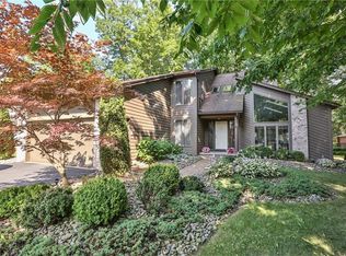 315 Andiron Ln, Rochester, NY 14612