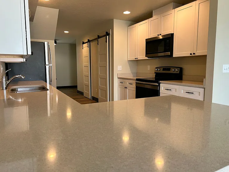 823 Lake Francis Dr — Photo 6