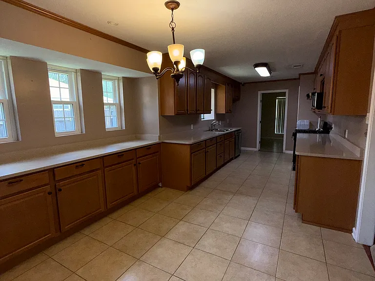 5332 Highland Ridge Dr — Photo 4