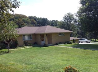 402 Old Miller Rd, Northern Cambria, PA 15714