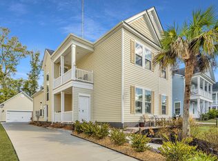 507 Spring Hollow Dr, Charleston, SC 29492