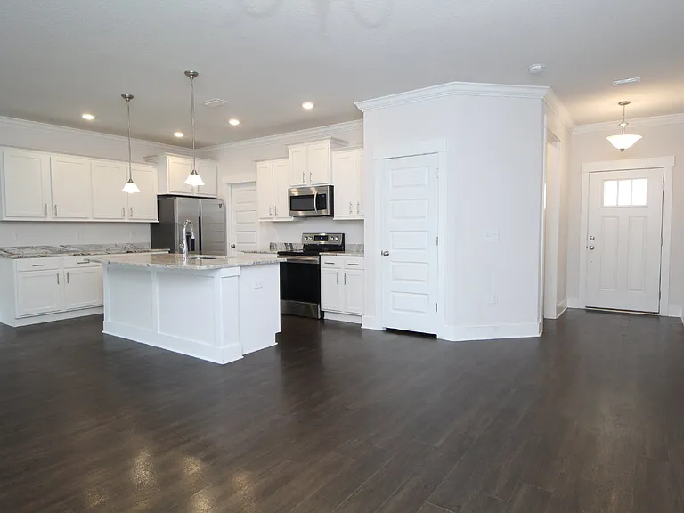 717 Brambling Ct — Photo 4