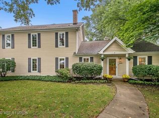 355 Lockwood Ave, Northfield, IL 60093