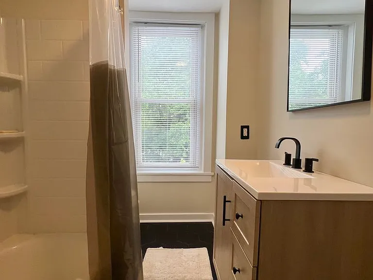 4872 Ogle St — Photo 15