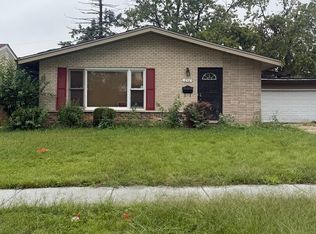 1242 Piacenti Ln, Chicago Heights, IL 60411
