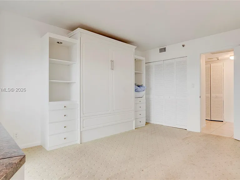 4000 Towerside Ter #908 — Photo 16