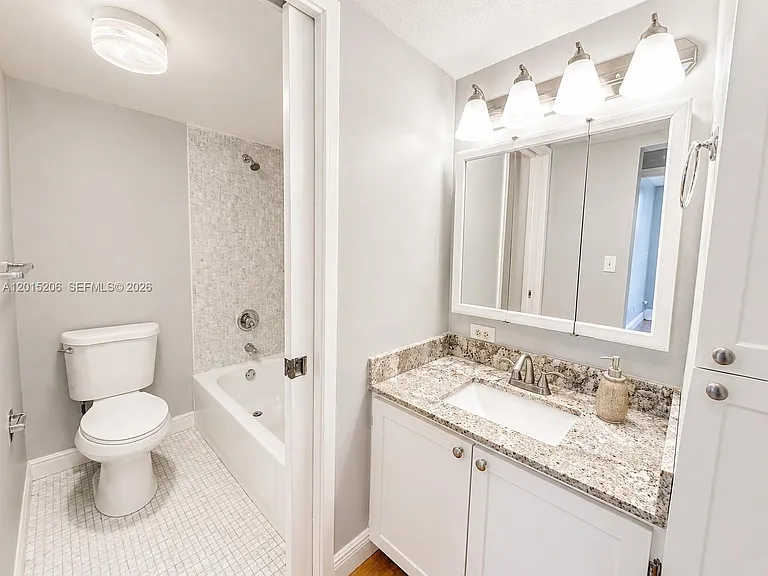 17011 N Bay Rd #503 — Photo 21