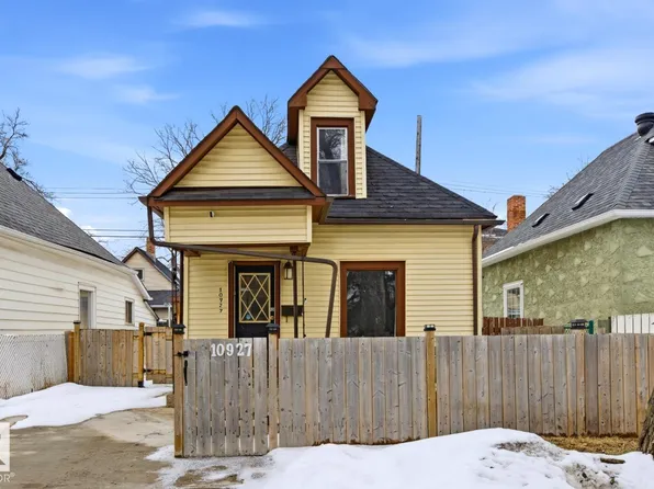 10927 93rd St NW, Edmonton, AB T5H 1Z1