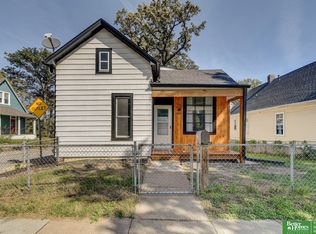 1834 Ontario St, Omaha, NE 68108