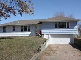 11717 Magnolia St NW, Coon Rapids, MN 55448