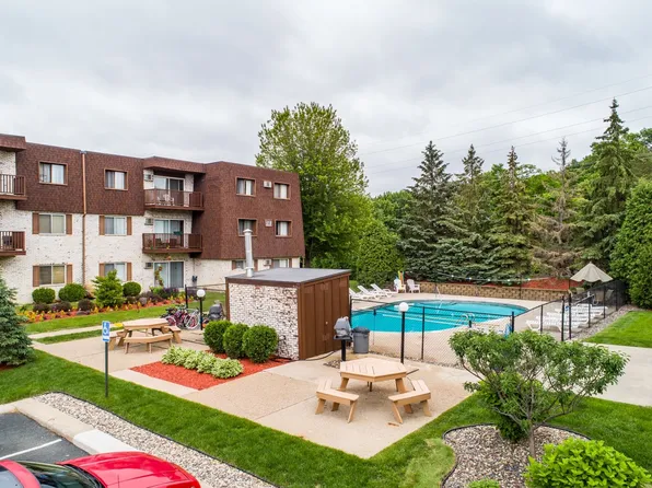 Lakecrest Village (1 of 2), 5600 Grandview Blvd #5600-210, Mound, MN 55364