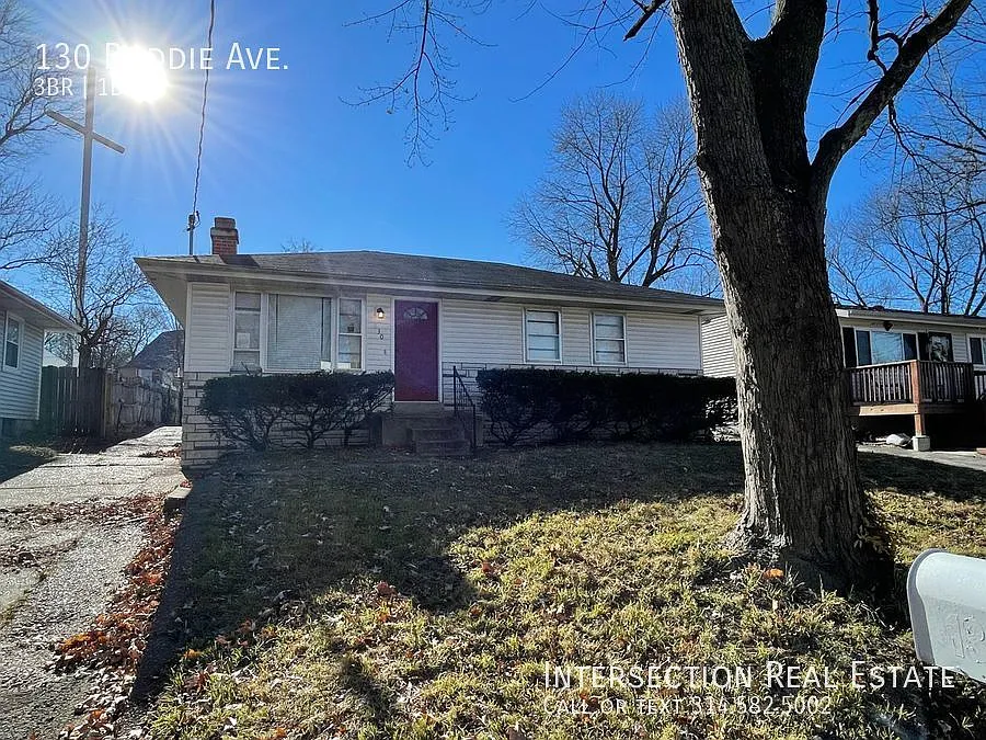130 Buddie Ave photo 1