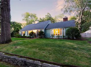 115 Apple Tree Ln, Warwick, RI 02888