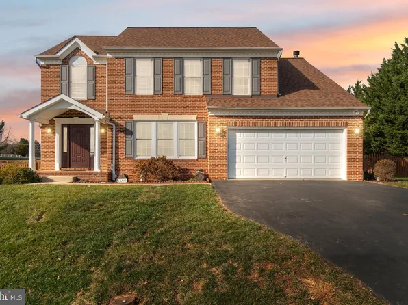 13230 Manor Dr S, Mount Airy, MD 21771