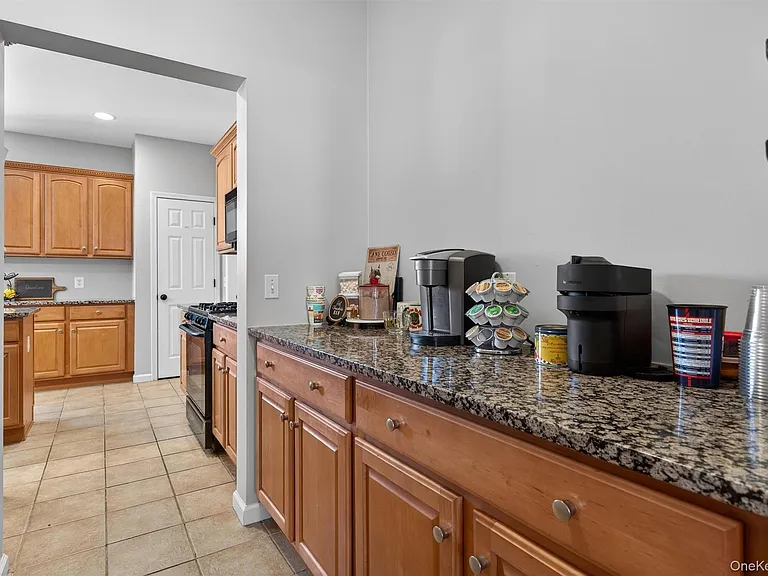 3 Moorefield Cir — Photo 18