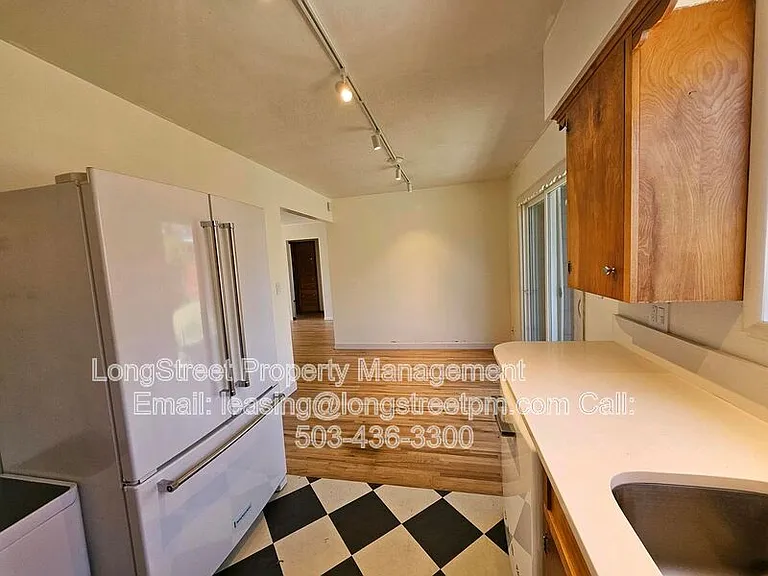 6515 SE Steele St — Photo 7