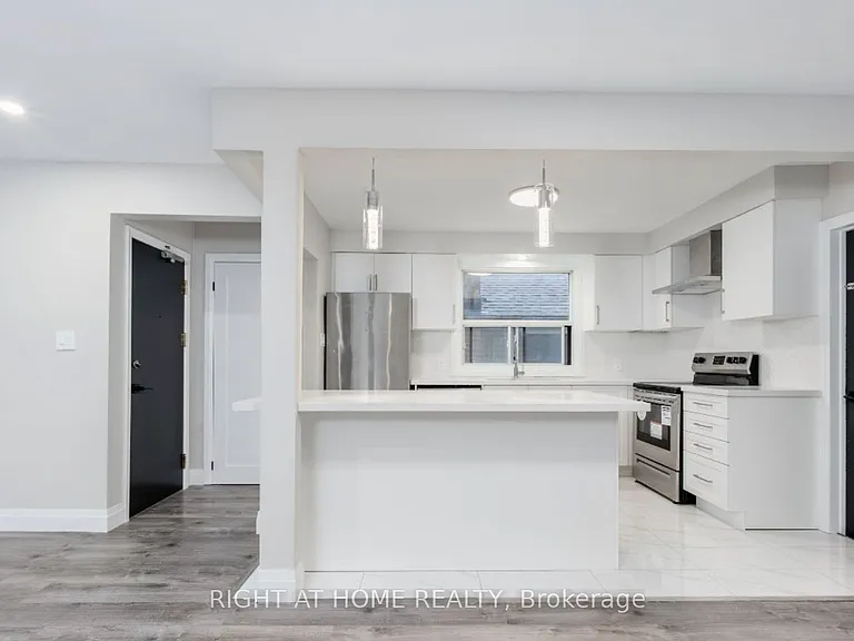 31 Wesley St #3 — Photo 1
