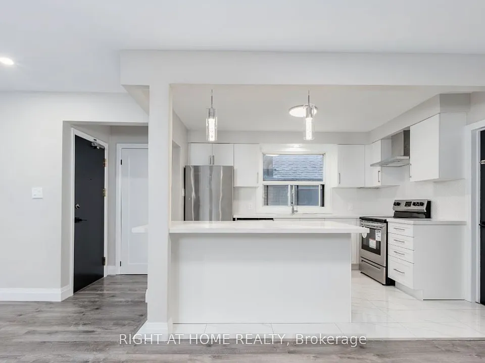 31 Wesley St #3