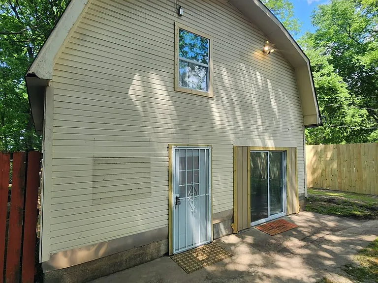 1154 Central Ave #3 — Photo 31