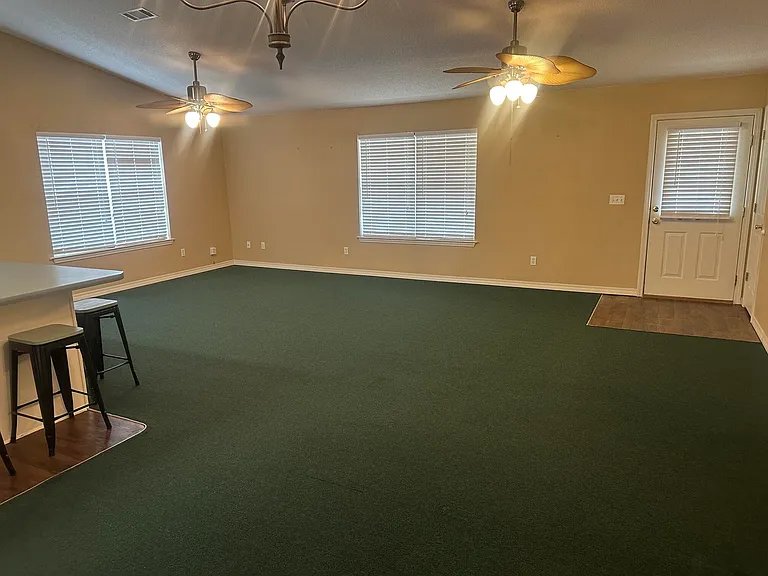 5410 Spruce St — Photo 3