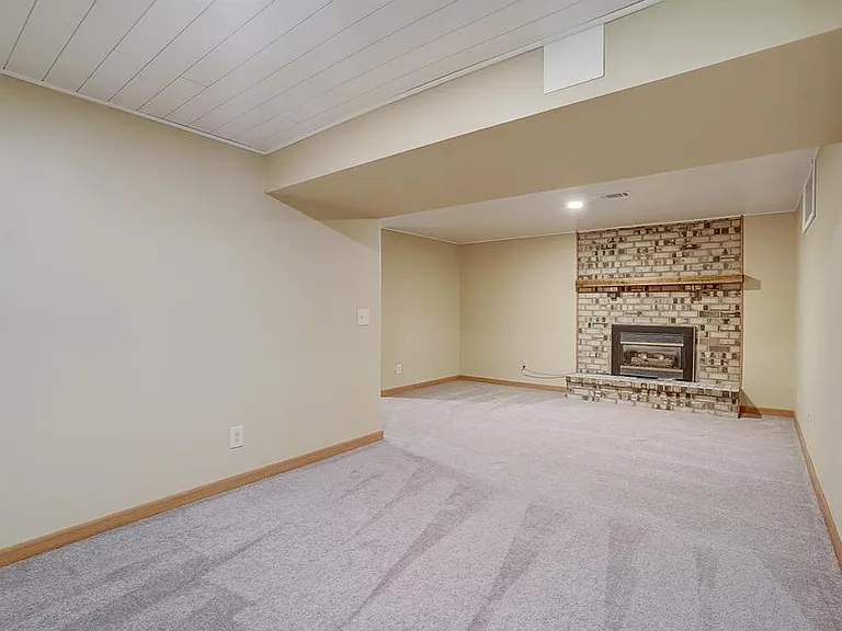 12763 Van Buren St NE — Photo 8