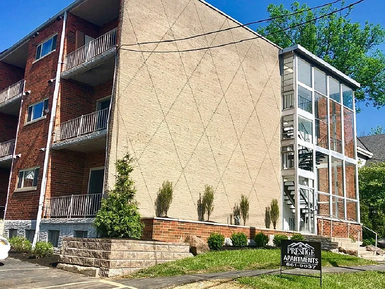 2935 Marshall Ave — Photo 14