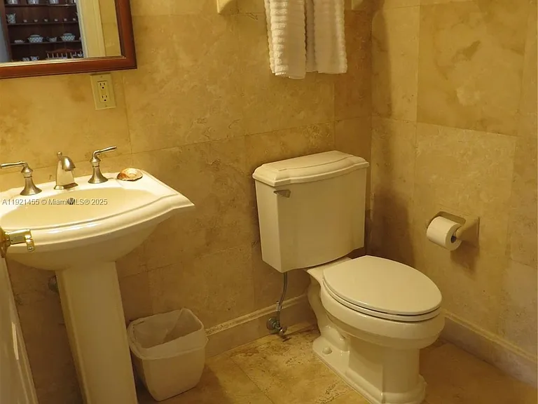404 S Beach Rd #404 — Photo 7