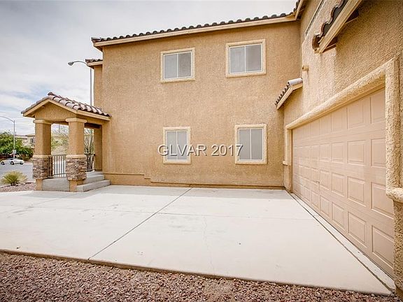 3rd image of 3512 Terraza Mar Ave