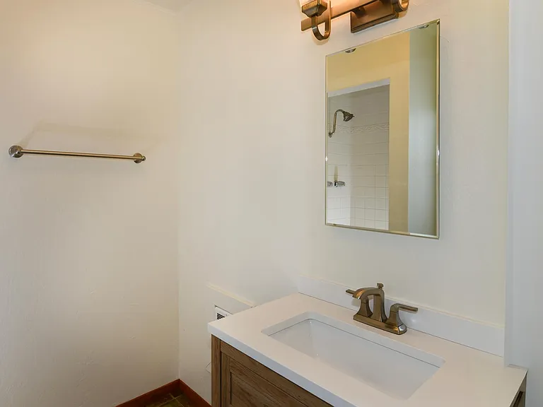 4185 E 3rd Ave — Photo 17