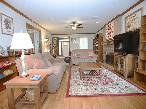 There is beautiful wood molding on the ceiling, throughout the first floor.