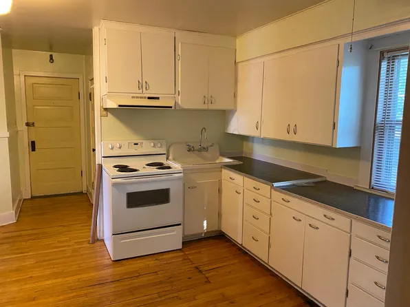621 Davis Ave, Eau Claire, WI 54703