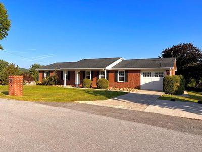 291 Mapleleaf Dr, Bluefield, VA, 24605