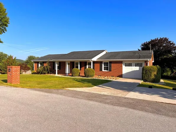 291 Mapleleaf Dr, Bluefield, VA 24605