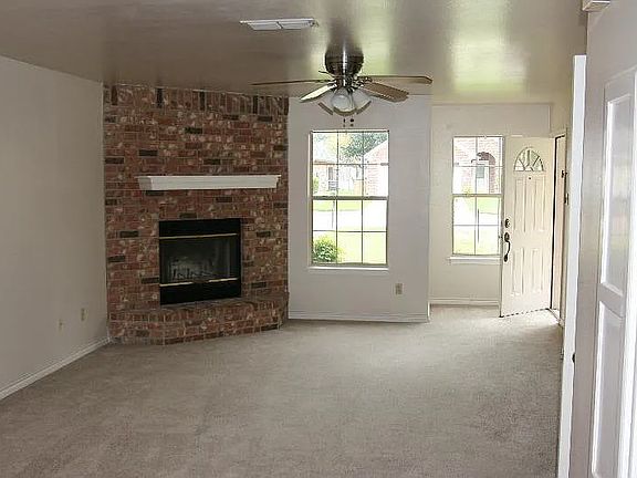 2nd image of 3401 Lexington Dr #3401