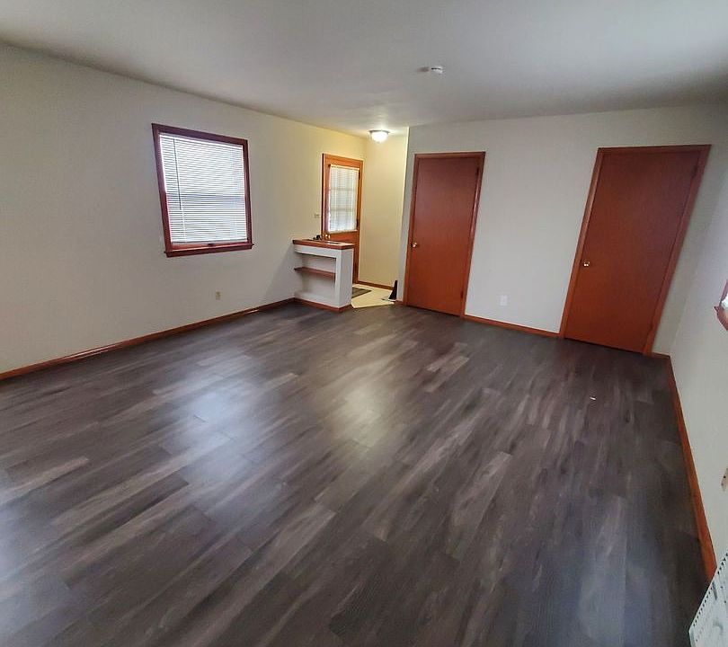 2nd image of 405 Kirkwood Ave #3
