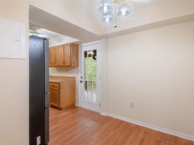 138 Summer Pl #C — Photo 11