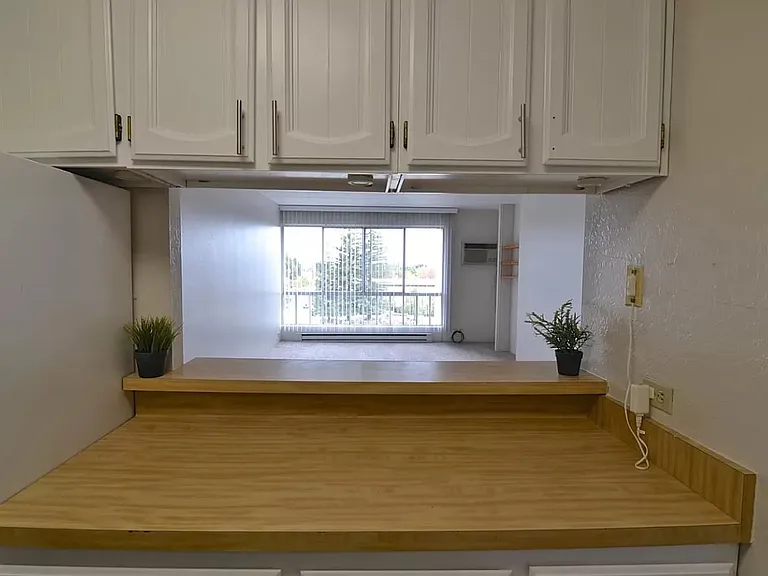 1700 Civic Center Dr #607 — Photo 39