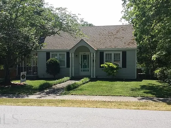 642 Greenwood St, Barnesville, GA 30204