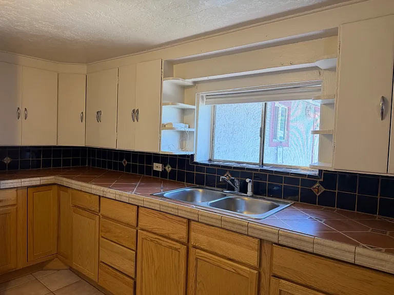 330 E Ashurst Ave #A — Photo 5
