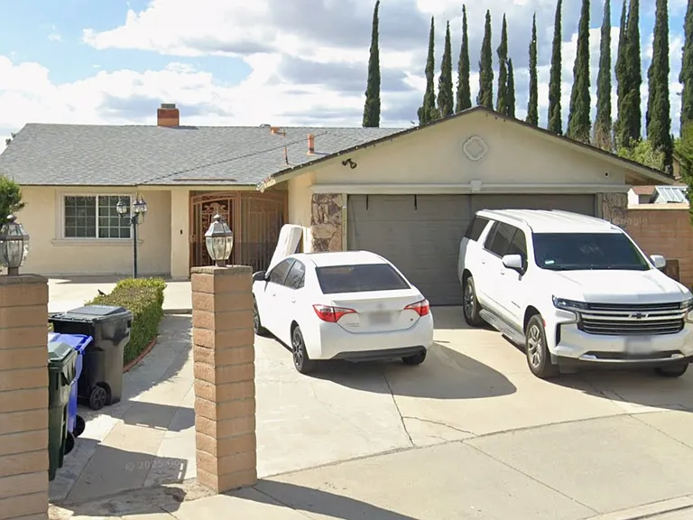 5242 Notnil Ct — Photo 1