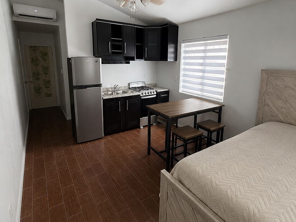1st image of 723 E Father Rahm Ave #2