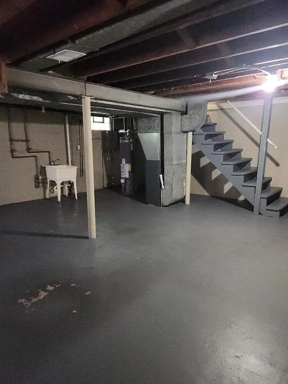 3606 E 9th Ave — Photo 4