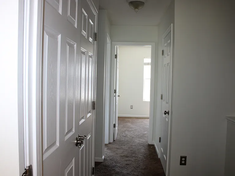 2802 Gross Ave — Photo 14
