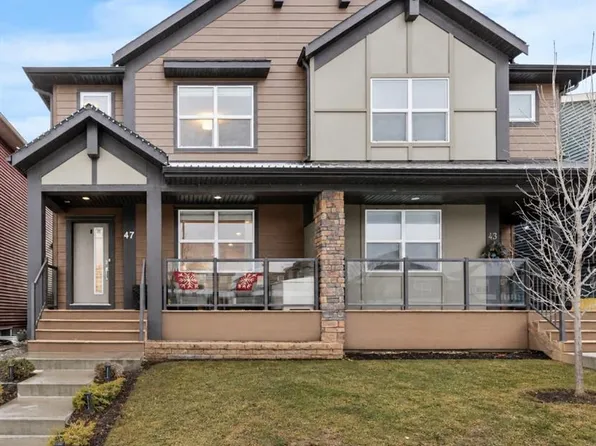 47 E Wolf Willow Blvd SE, Calgary, AB T2X 3Z9