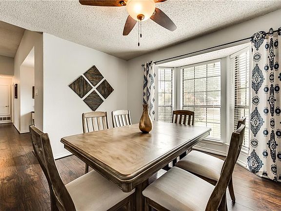 4th image of 709 Cottonwood Dr