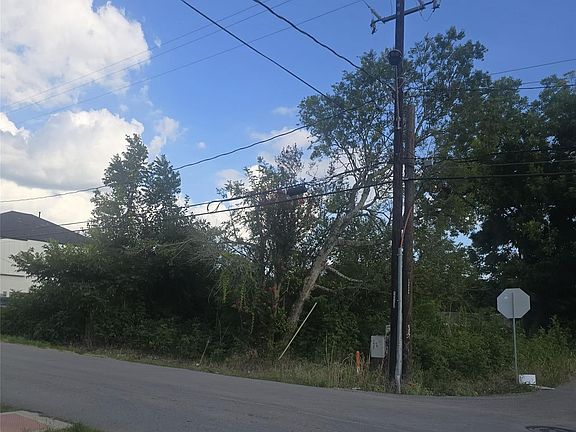 2nd image of 0 Dewalt St
