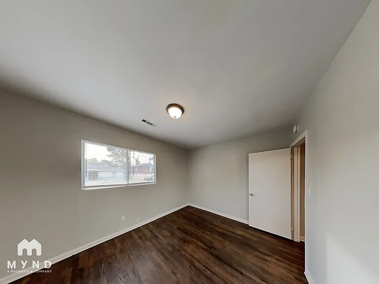 4813 Court M — Photo 12