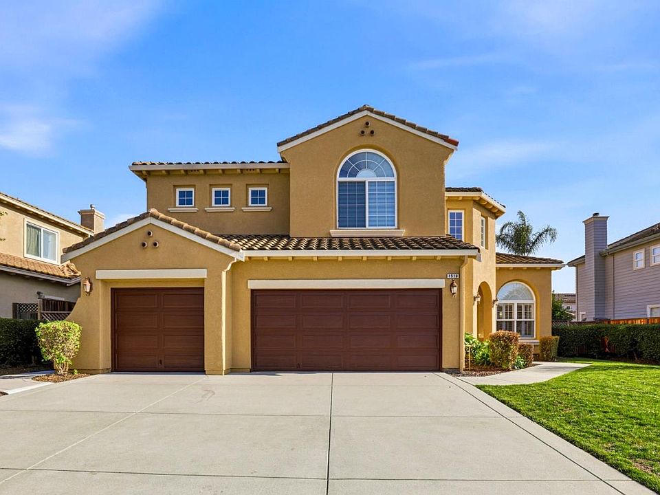 1st image of 1510 Avenida De Los Padres