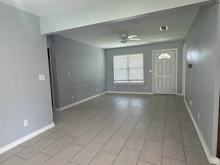 4721 Cypress Ave — Photo 9