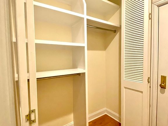3rd image of 509 E 78th St #2V